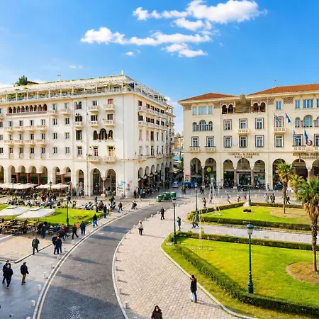 Aristotelous Square Luxury *